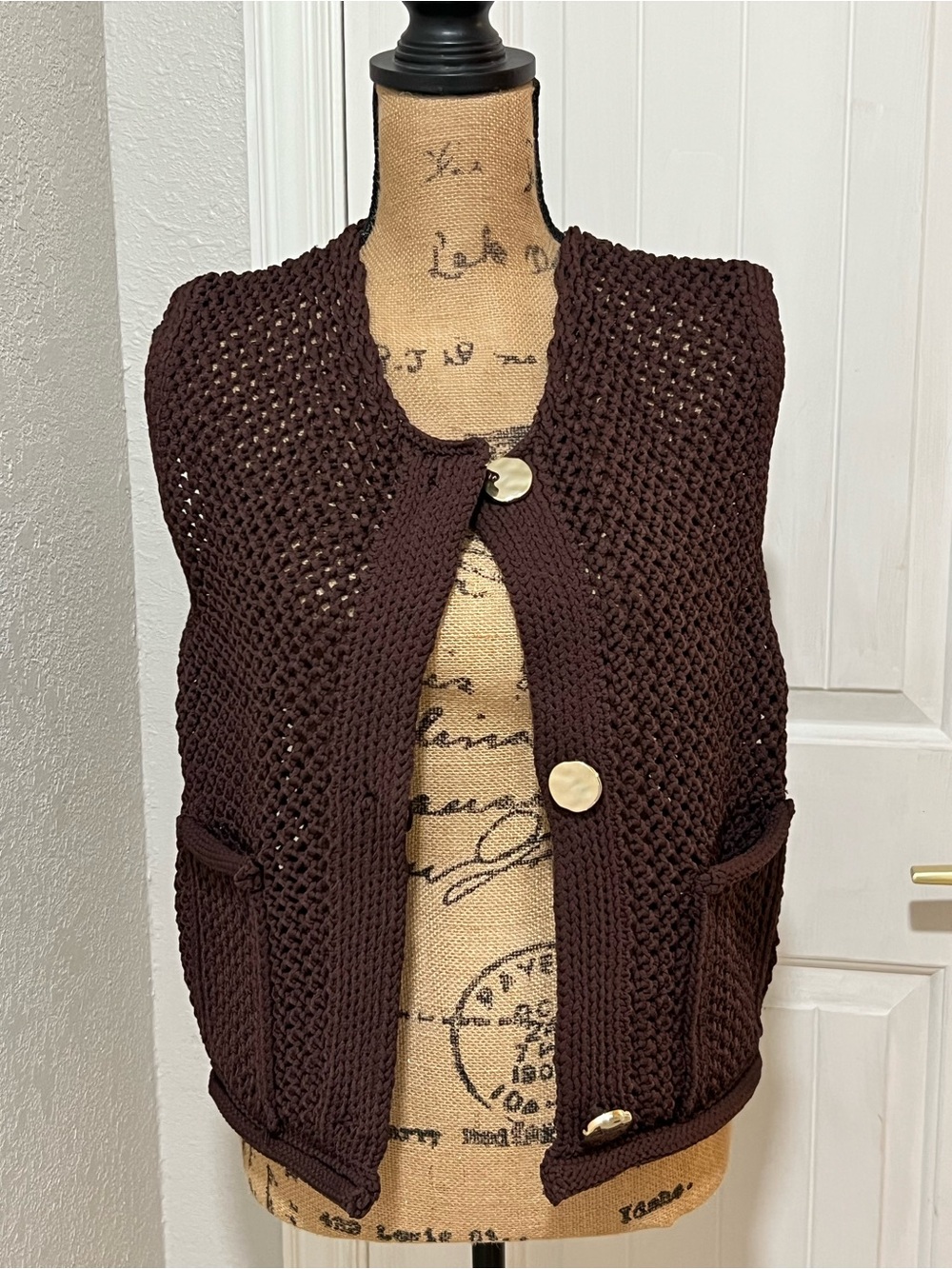 Vigoss Chocolate Brown Knit Button-Front Women's Vest